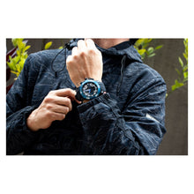 Cargar imagen en el visor de la galería, RELOJ DEPORTIVO PARA HOMBRE INVICTA SEA HUNTER 40141 - NEGRO